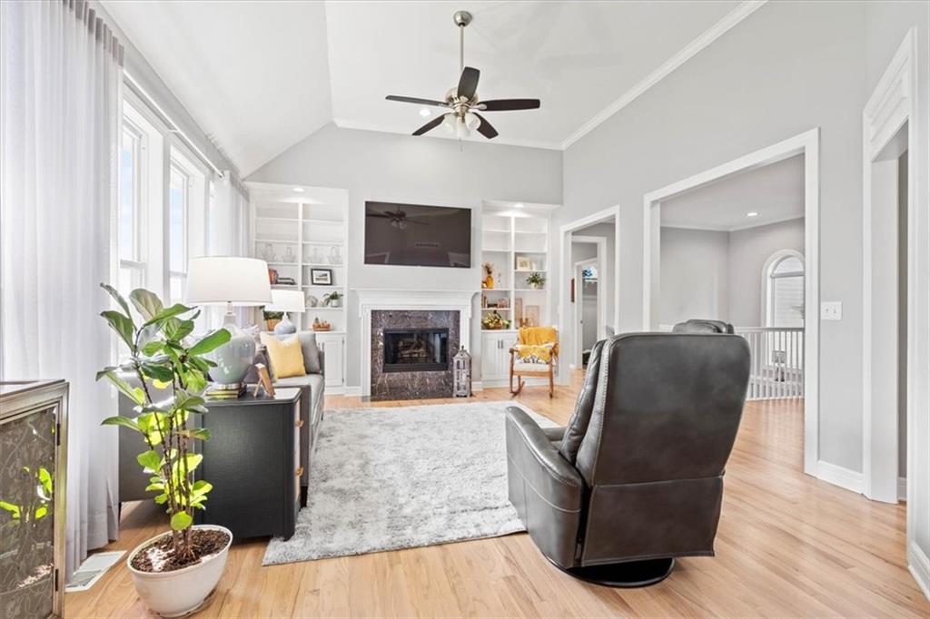 Photo 5 of 13735 Pembroke Circle