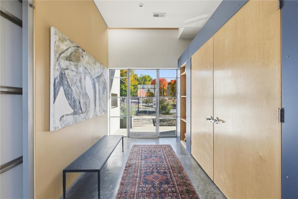 Photo 4 of 1520 Jarboe Street