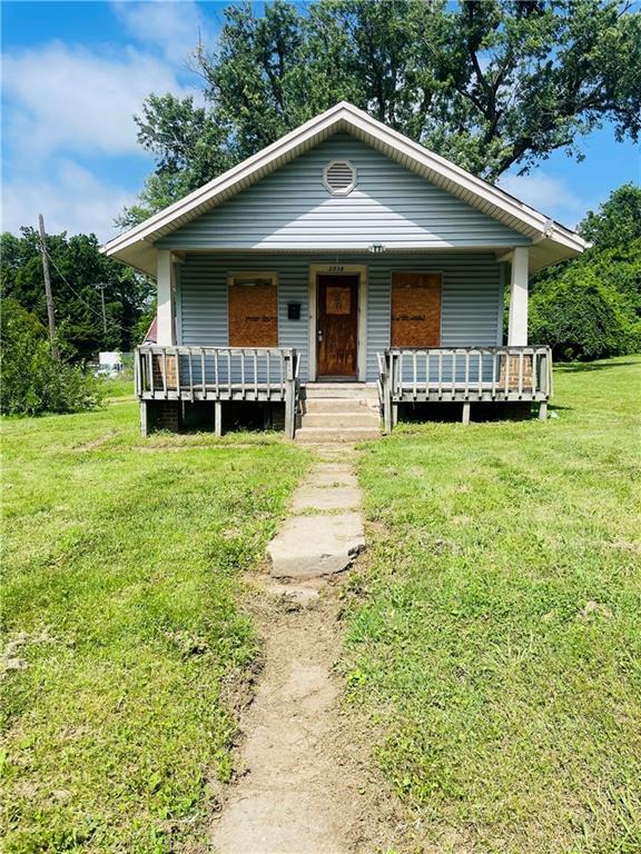 Photo of 3036 N 32nd Street