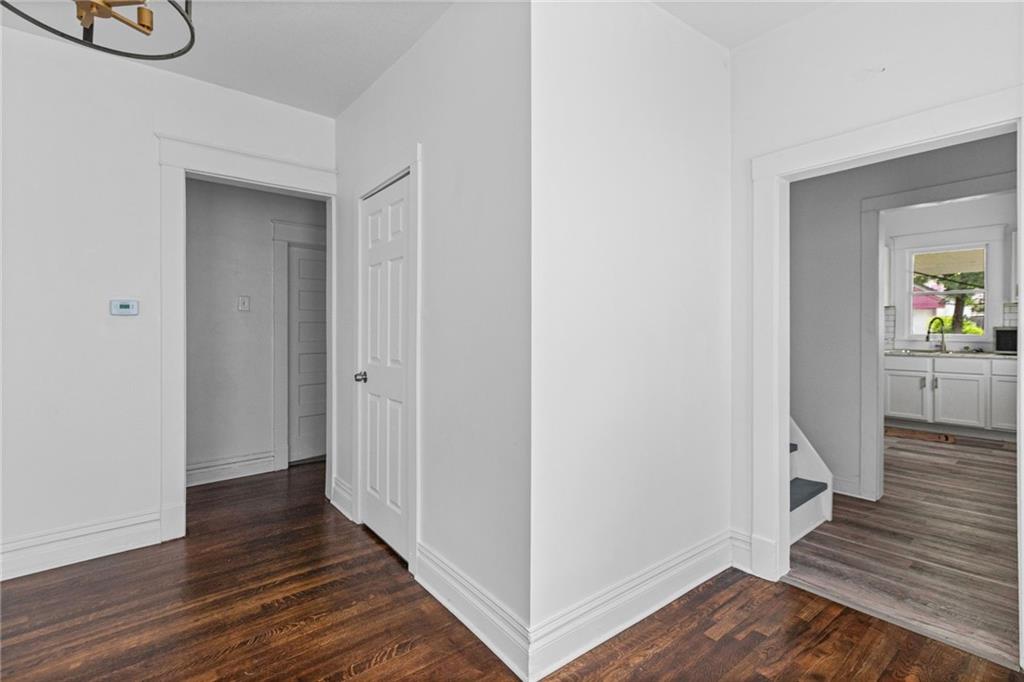 Photo 5 of 805 Spruce Avenue