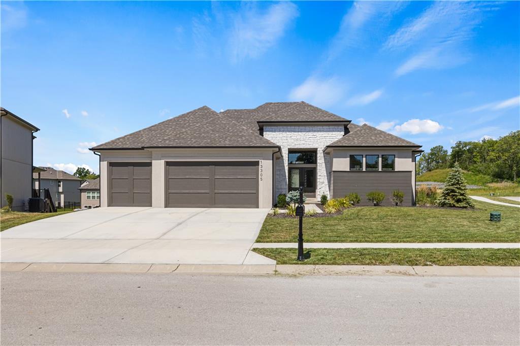 Photo of 13305 Golden Oak Court