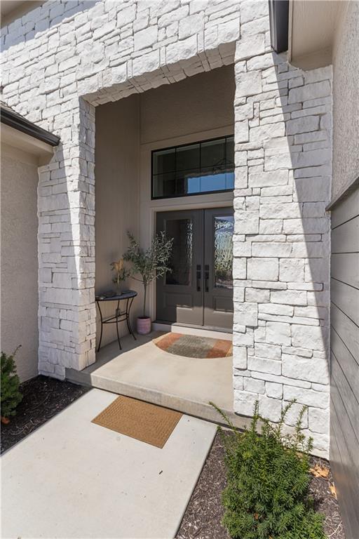 Photo 4 of 13305 Golden Oak Court