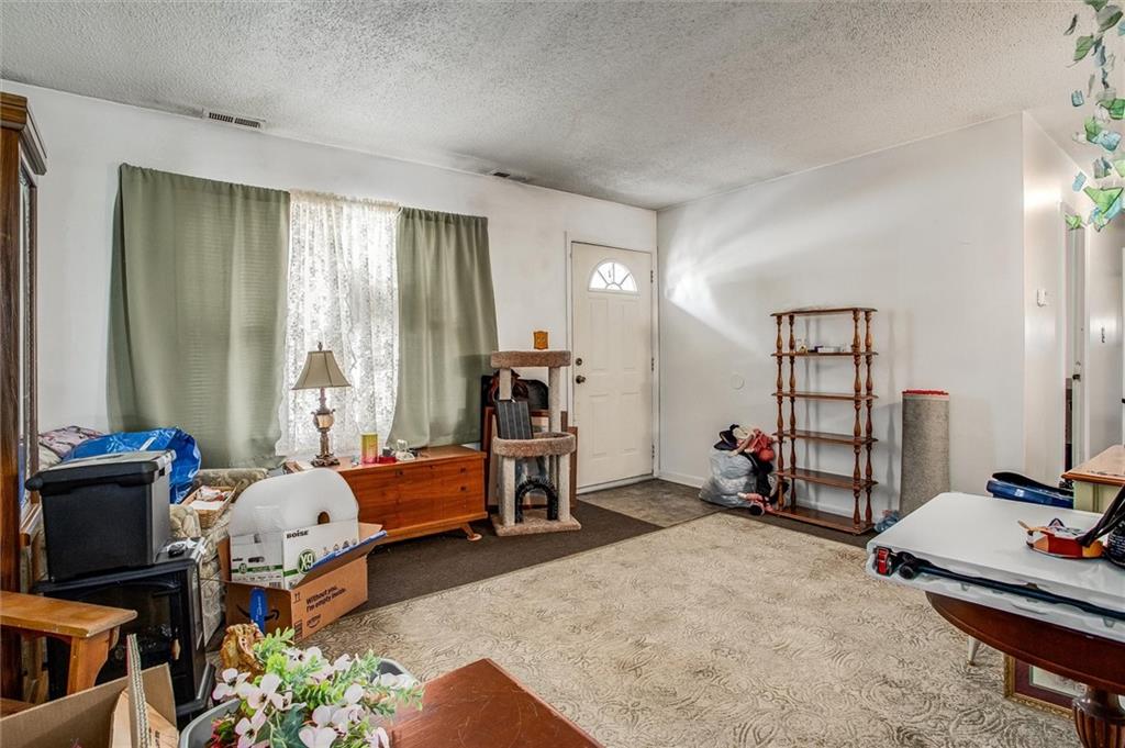 Photo 5 of 1304 N Indian Lane