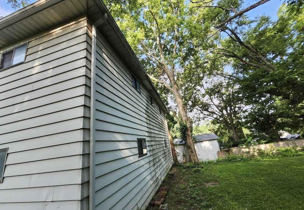 Photo 3 of 3220 Barber Avenue