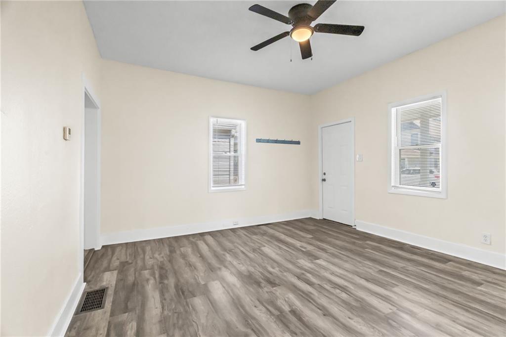 Photo 4 of 210 Osage Street