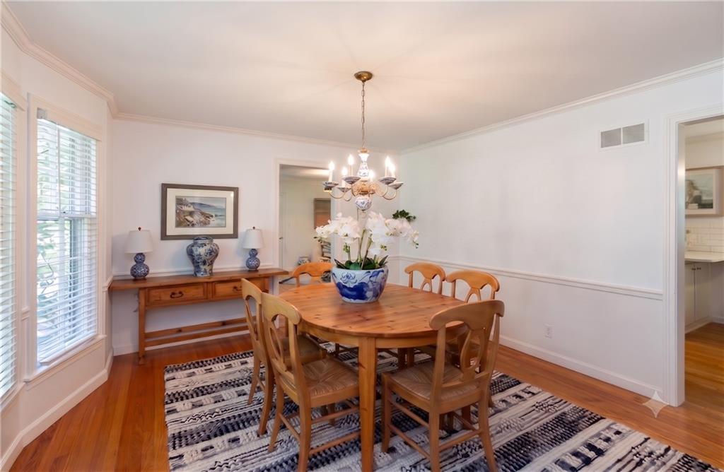 Photo 6 of 3921 W 58 Street