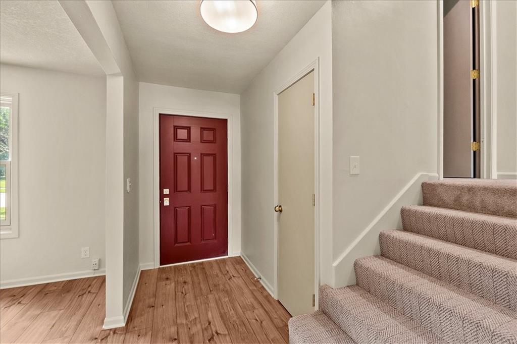 Photo 3 of 1212 W Sheridan Street
