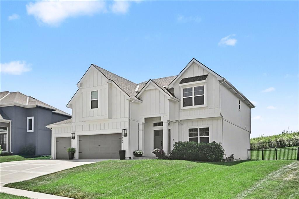 Photo 3 of 12760 N Imperial Drive