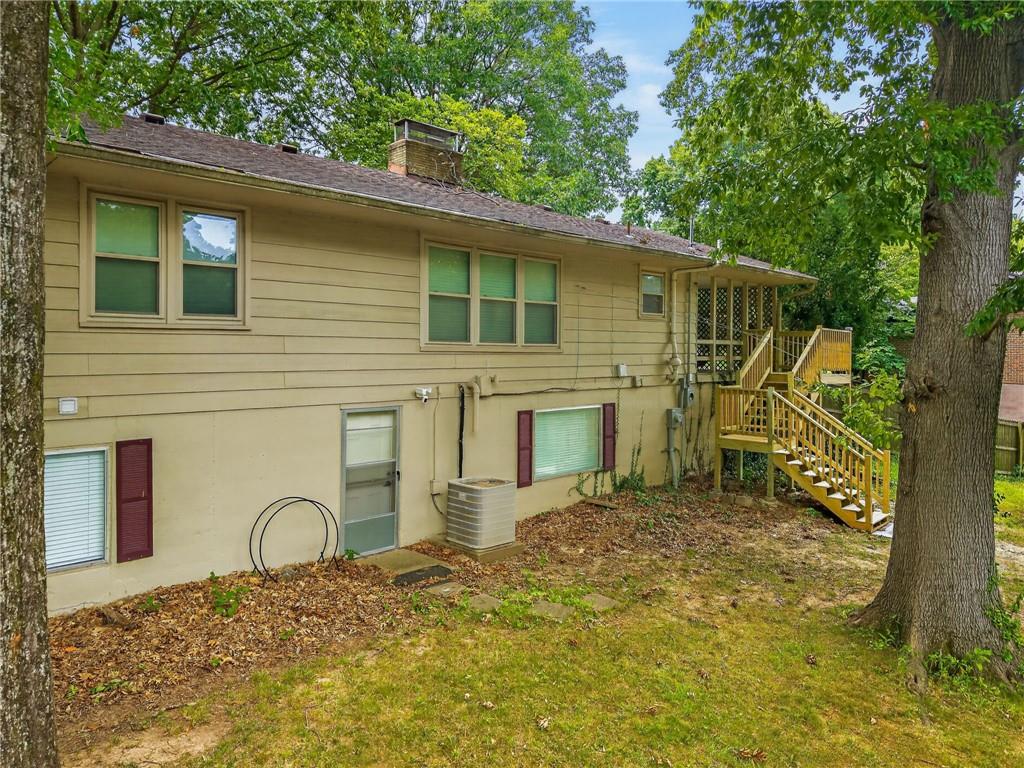 Photo 6 of 226 NW 43rd Street