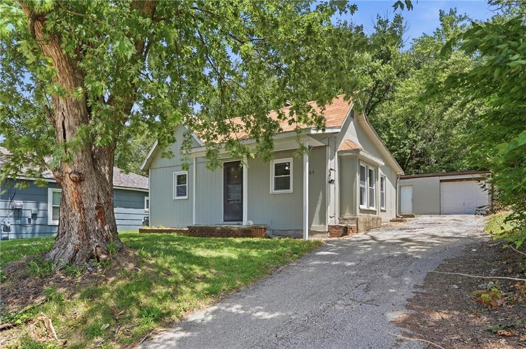 Photo of 205 N 4th Street