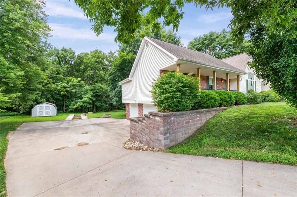 Photo 4 of 1745 Collins Drive