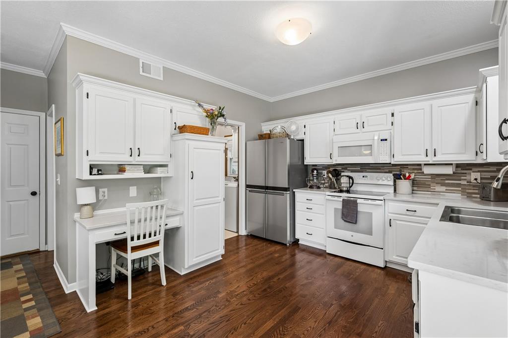 Photo 6 of 1403 NE 87th Street