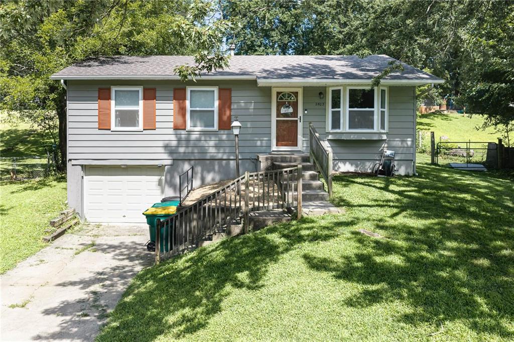 Photo of 2803 N 109 Street