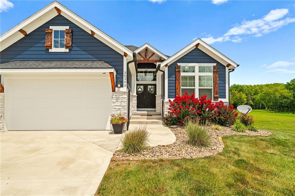 Photo 6 of 30303 Woodland Drive