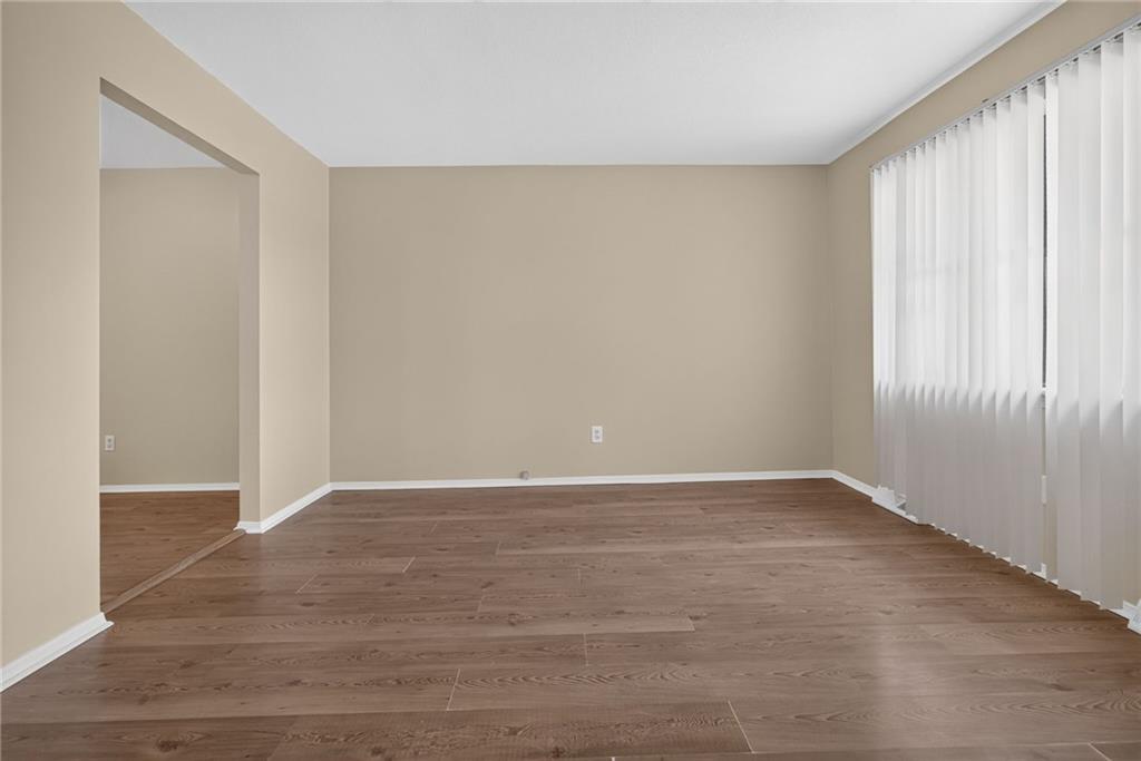 Photo 5 of 1226 W 3rd Street