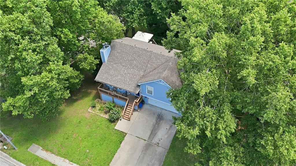 Photo 4 of 403 Woodland Avenue