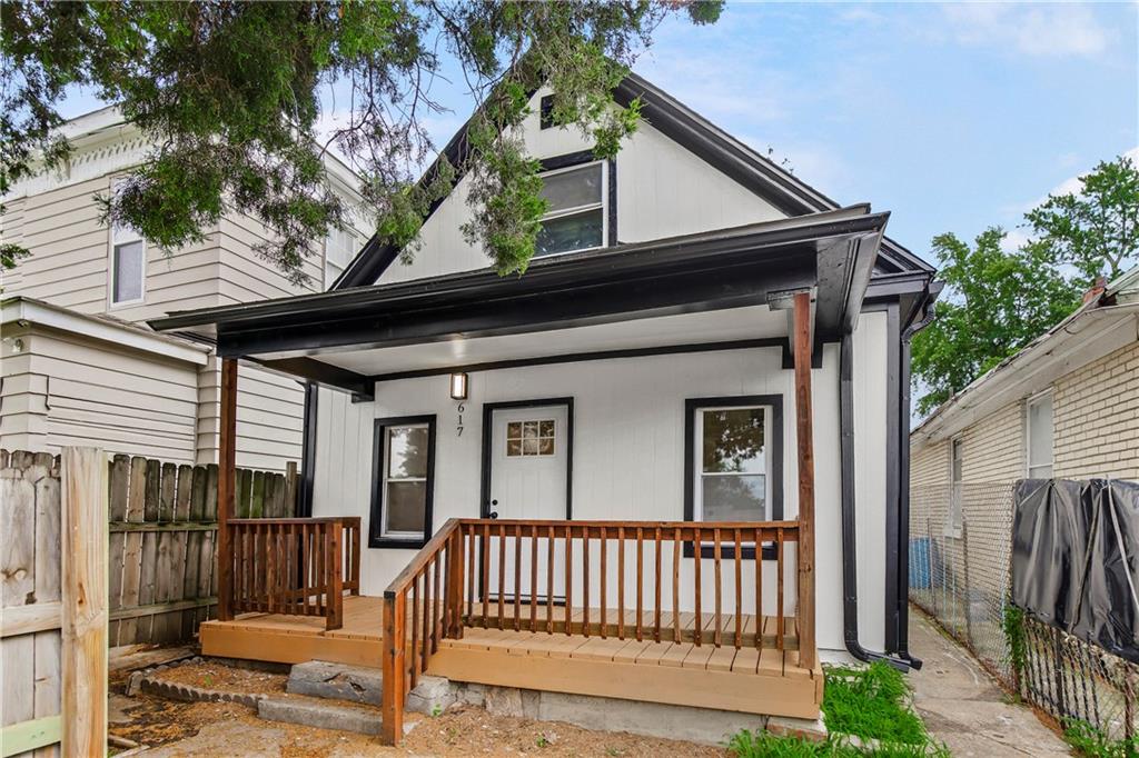 Photo 2 of 617 Myrtle Avenue