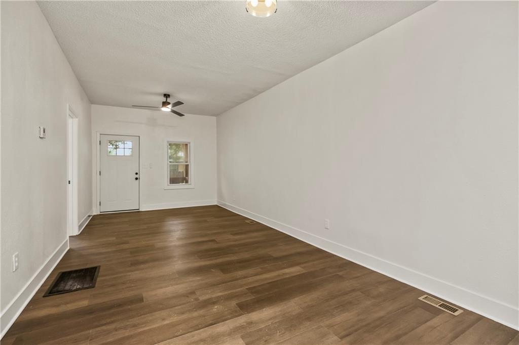 Photo 5 of 617 Myrtle Avenue