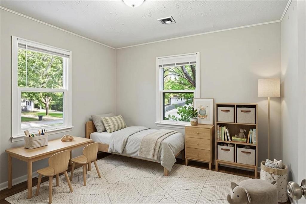 Photo 5 of 10405 Richmond Avenue