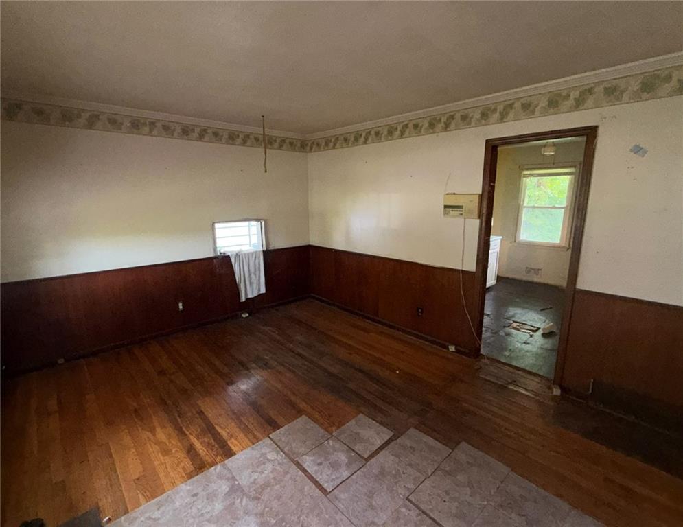 Photo 4 of 2938 Chelsea Avenue