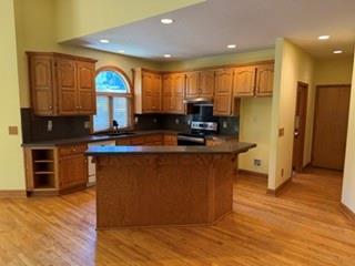 Photo 4 of 7101 N Norton Avenue