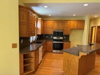 Photo 5 of 7101 N Norton Avenue