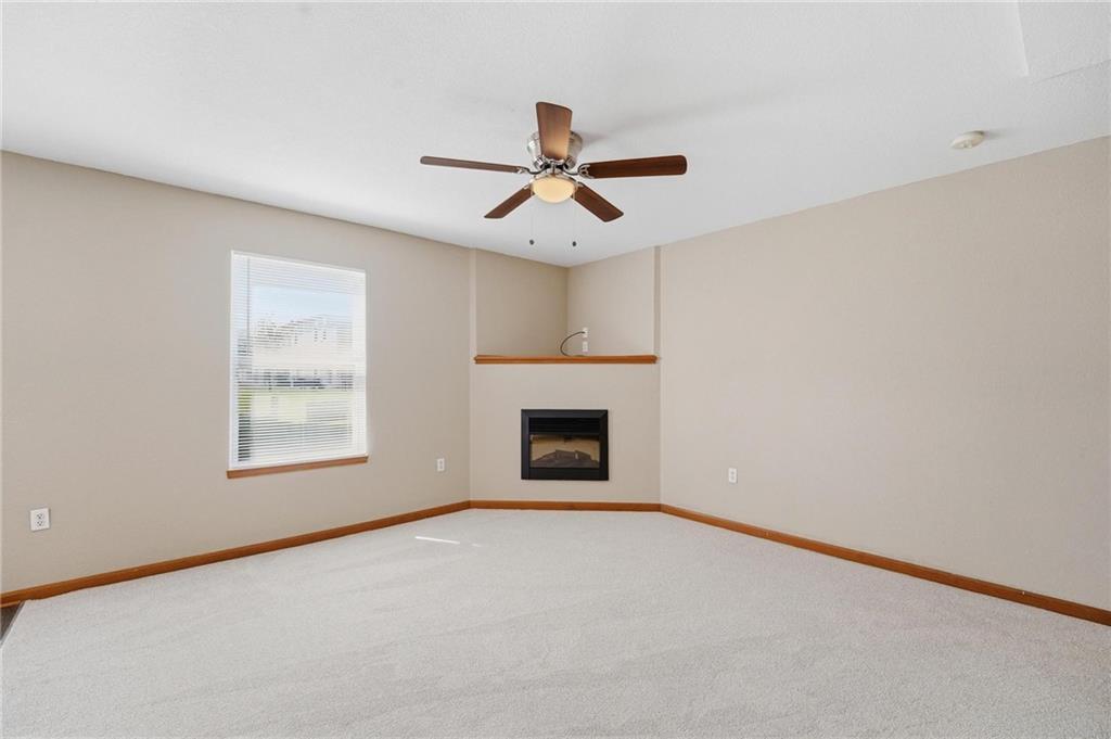 Photo 5 of 1631 Garrett Drive