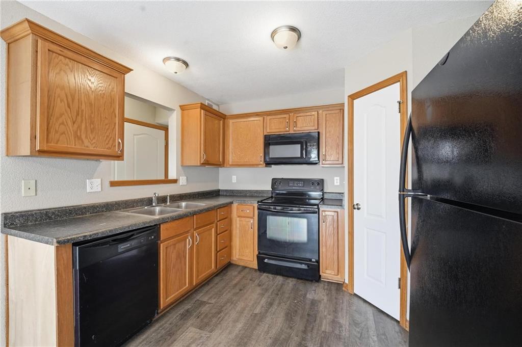 Photo 7 of 1631 Garrett Drive