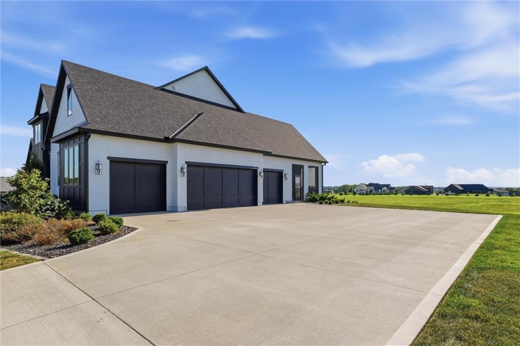 Photo 5 of 10504 Stonehaus Drive