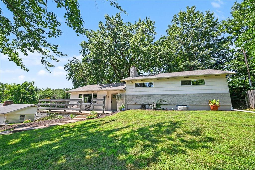 Photo 2 of 5808 NW Hutson Road