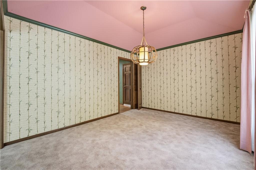 Photo 5 of 4320 S Dover Avenue