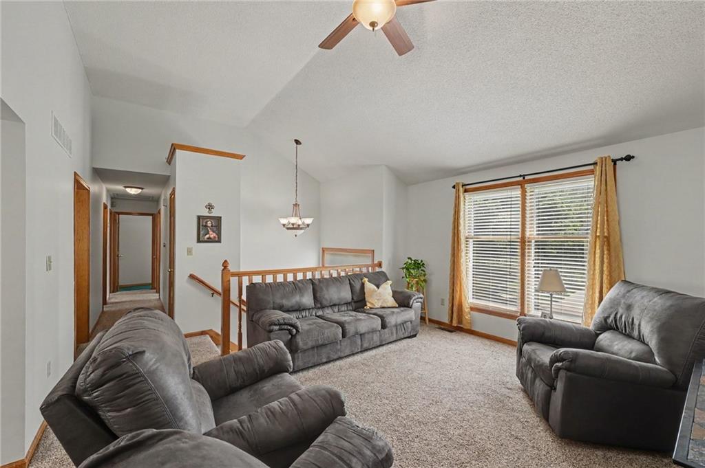 Photo 5 of 8626 N Wayland Avenue