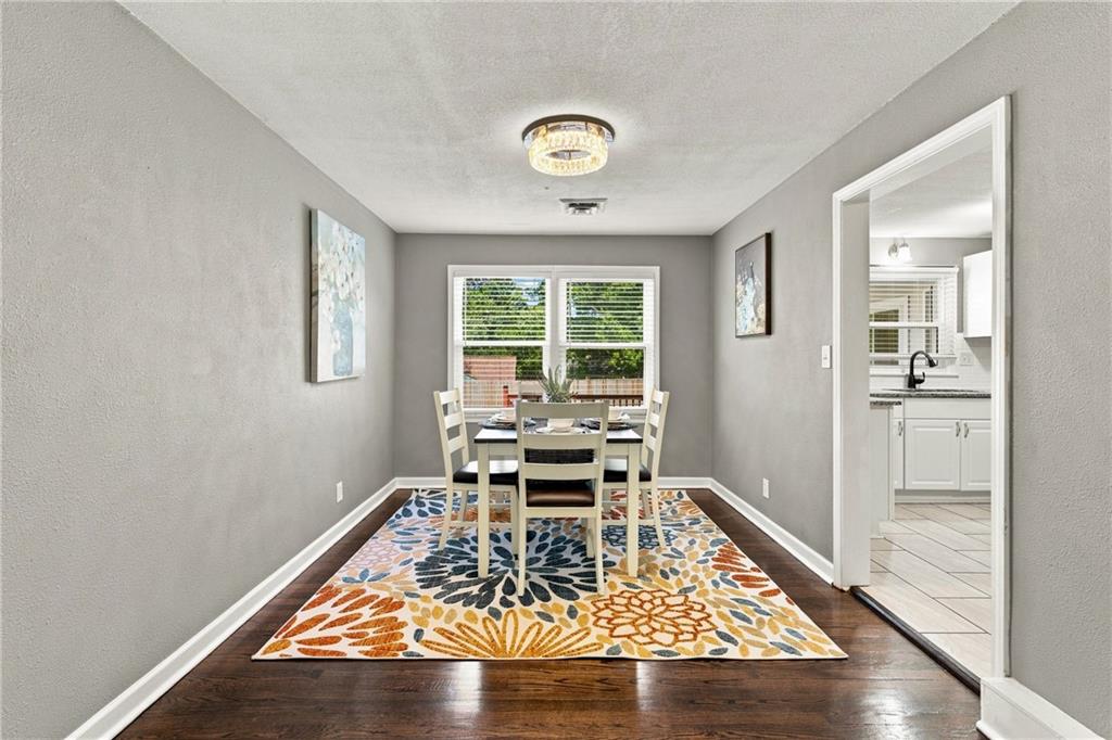 Photo 5 of 6700 Crisp Avenue