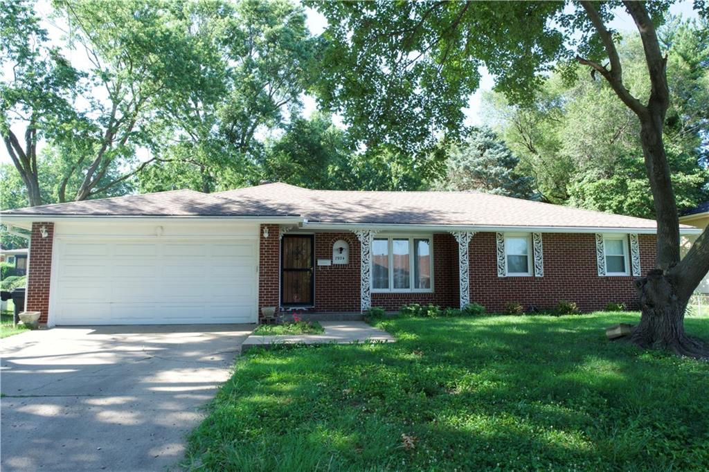 Photo of 7924 Oakland Avenue