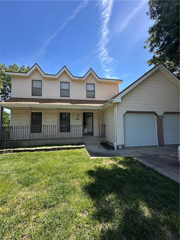 Photo of 300 N Persimmon Drive in Olathe, KS