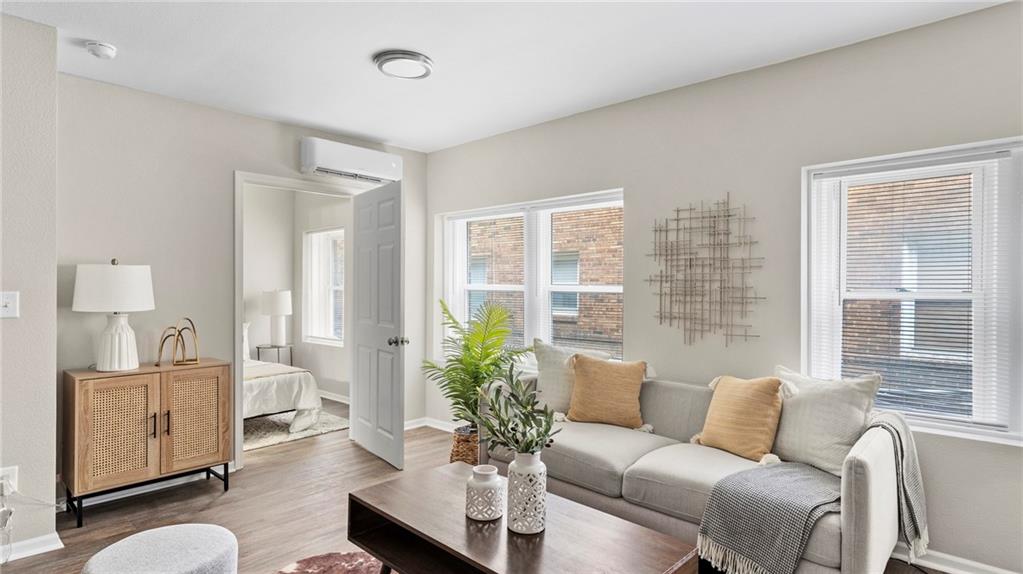 Photo 5 of 115-119 W 39th Street