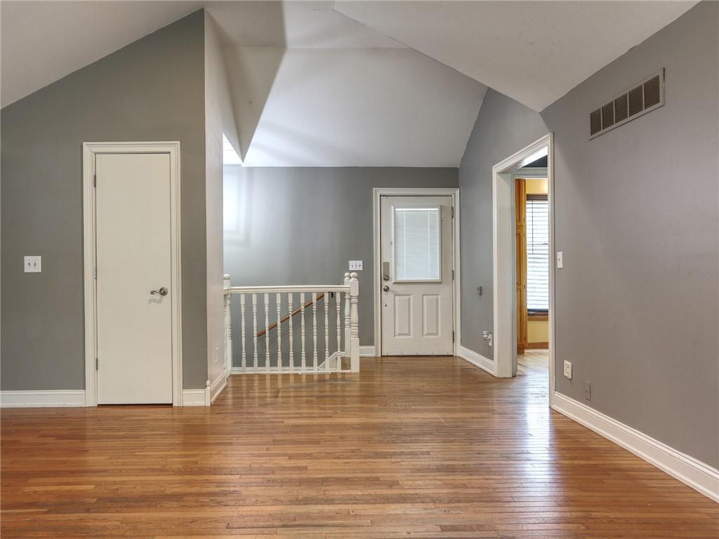 Photo 4 of 2400 S Park Avenue