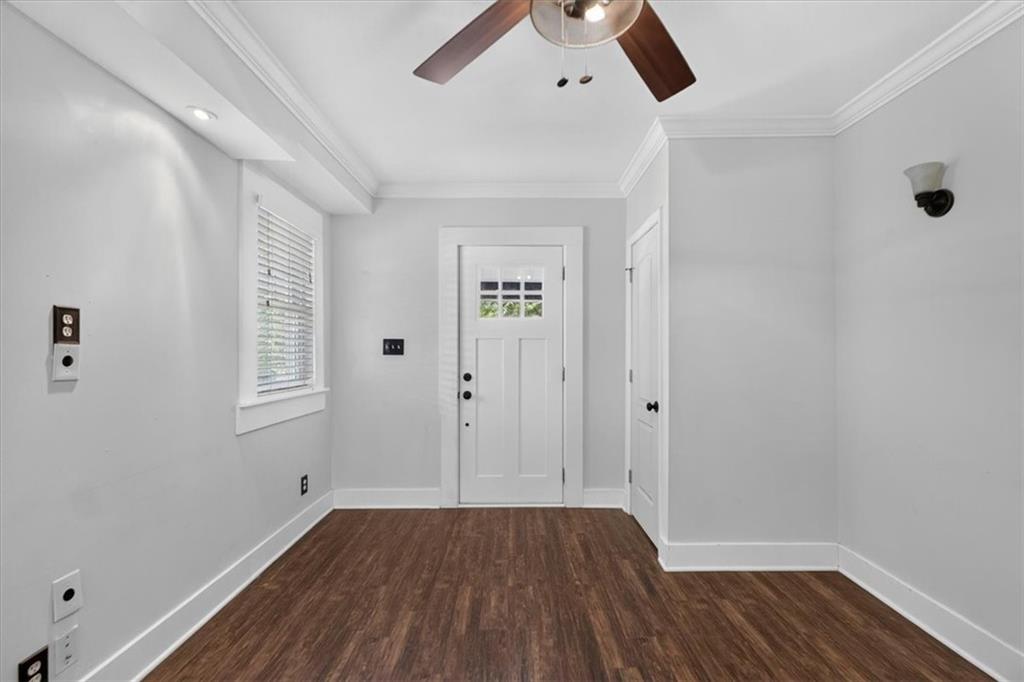 Photo 6 of 3936 Holmes Street