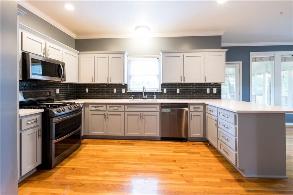 Photo 6 of 15160 W 153rd Terrace