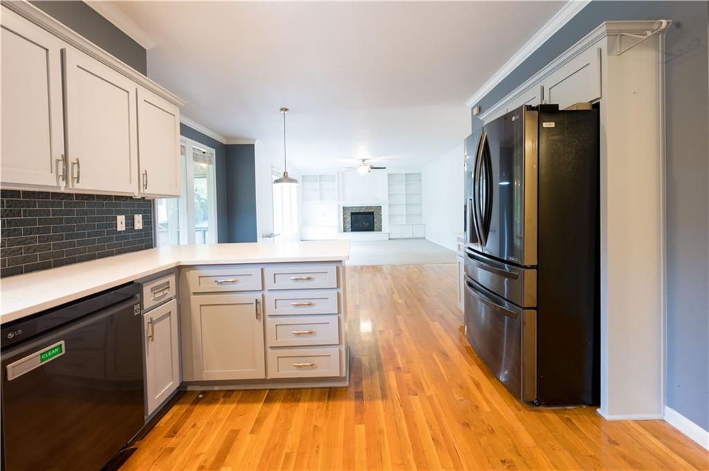 Photo 7 of 15160 W 153rd Terrace