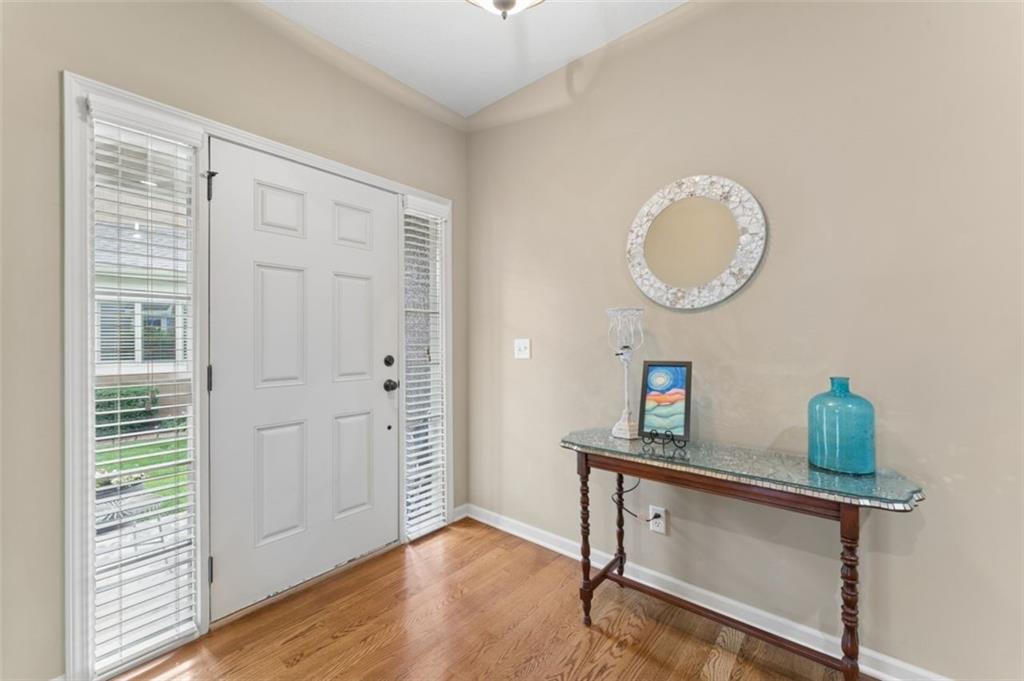 Photo 4 of 11525 S LAKECREST Drive