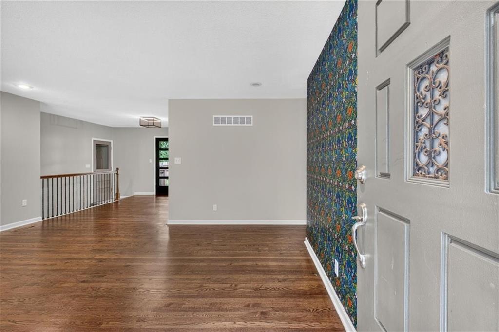 Photo 4 of 7908 W 92ND Place