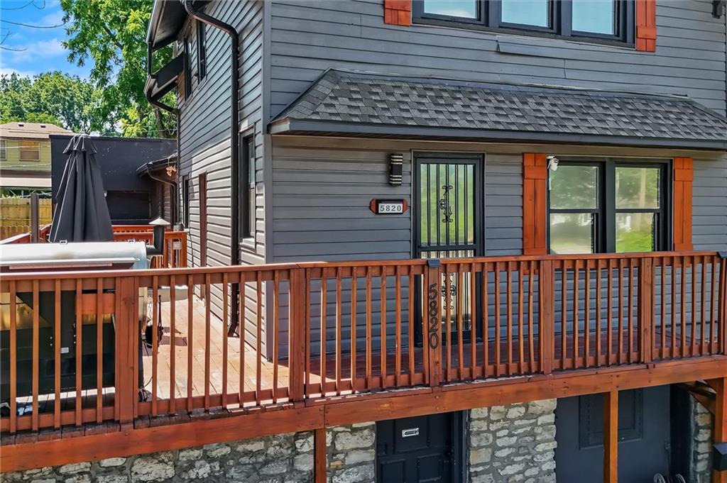 Photo 4 of 5820 Prospect Avenue