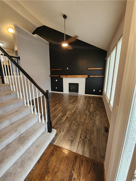 Photo 2 of 961 Oak Crest Drive