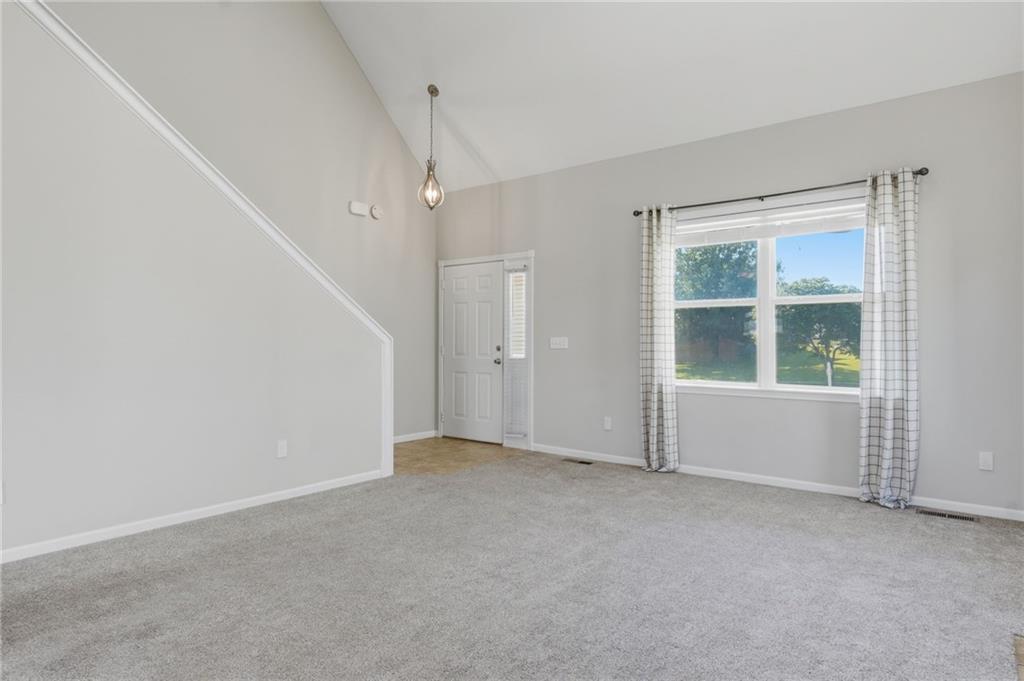 Photo 5 of 1121 Peach Street