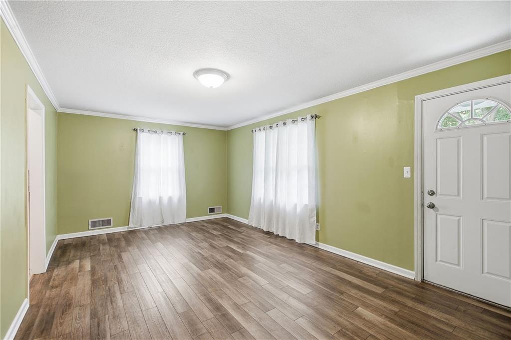 Photo 6 of 407 N Fairview Avenue