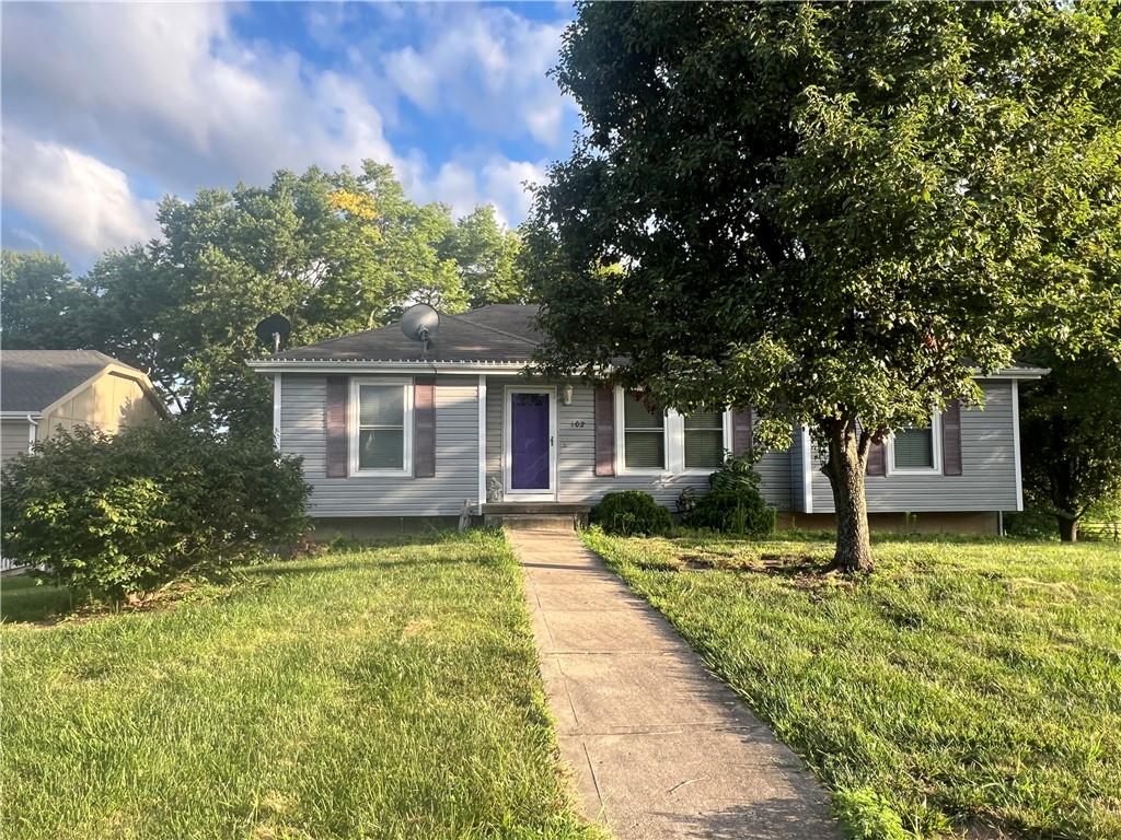 Photo of 102 Carson Circle