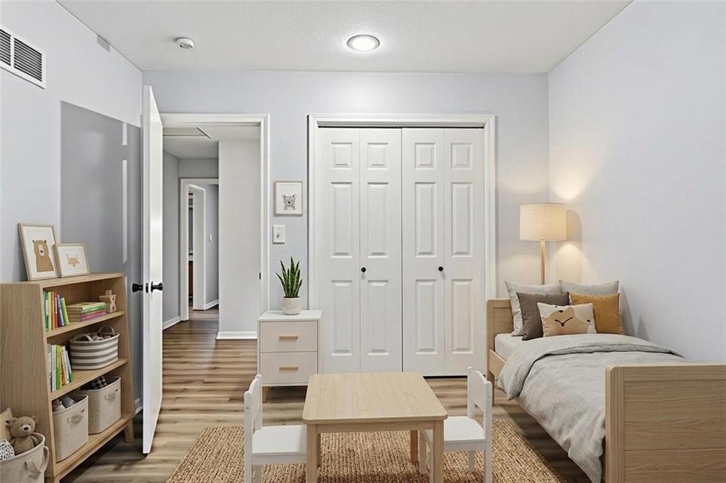 Photo 5 of 1736 SE Silkwood Court