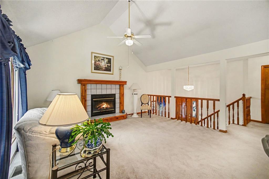 Photo 7 of 507 E 10th Street