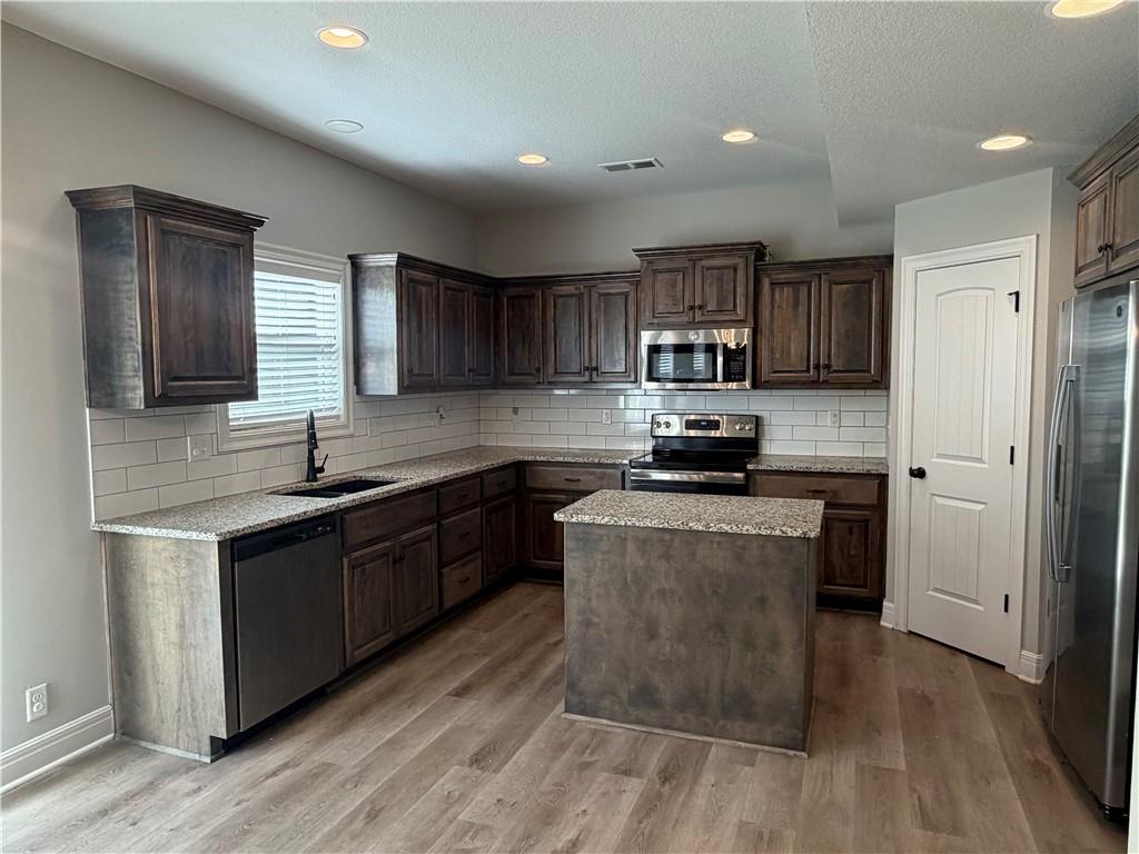 Photo 5 of 2409 SE CreekRidge Court